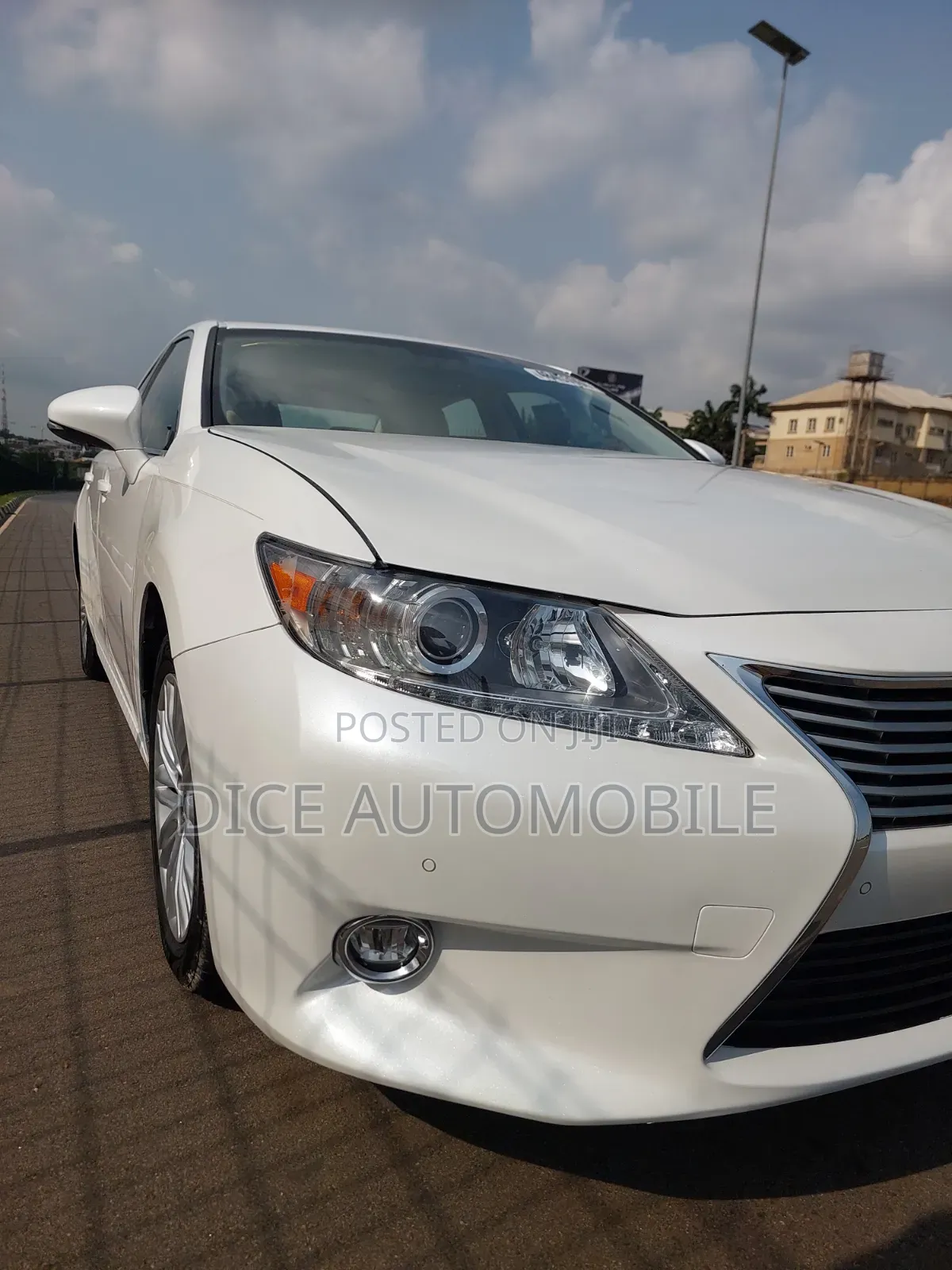 Lexus ES 2015 White