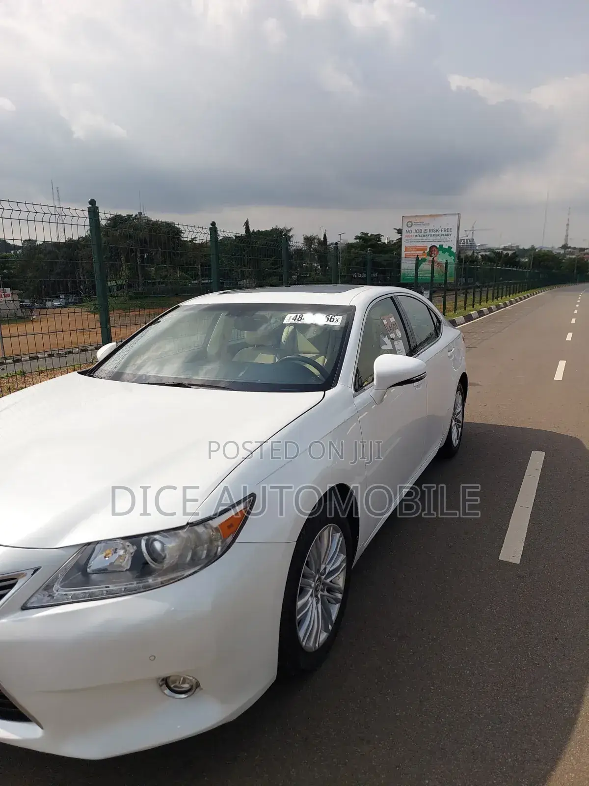 Lexus ES 2015 White