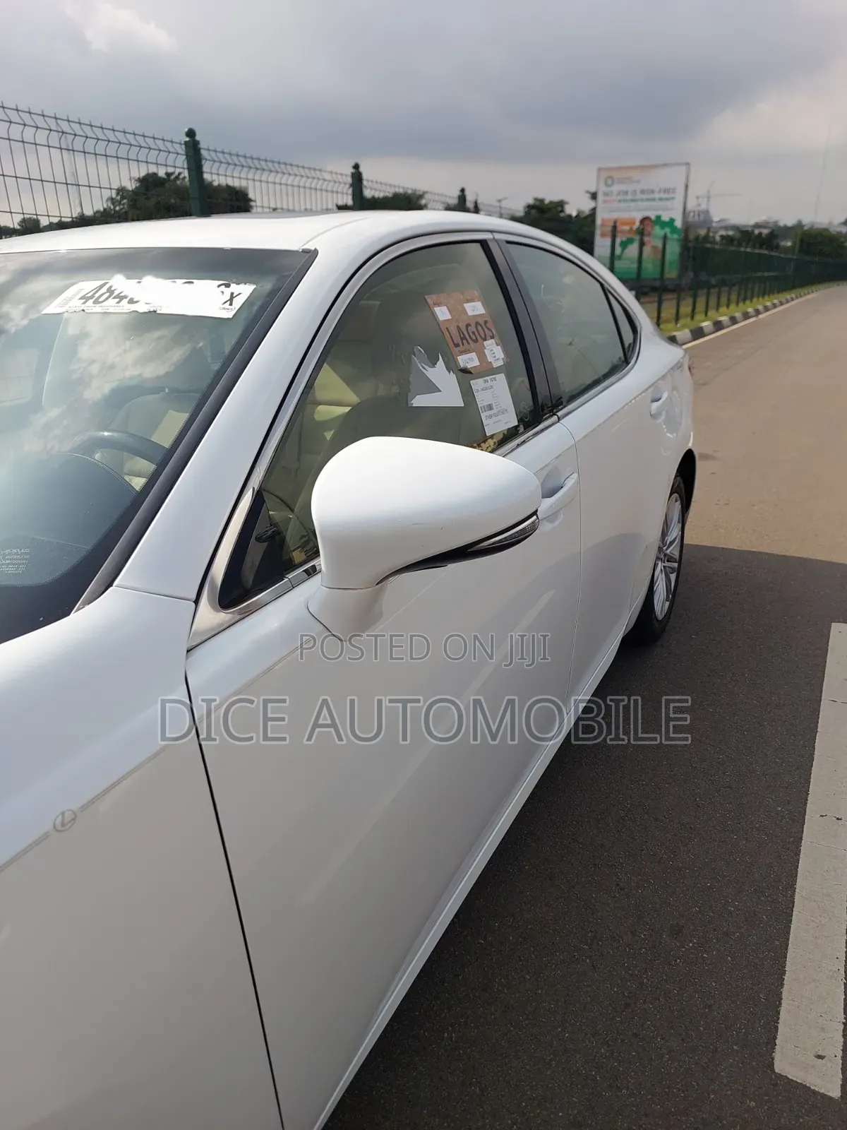 Lexus ES 2015 White
