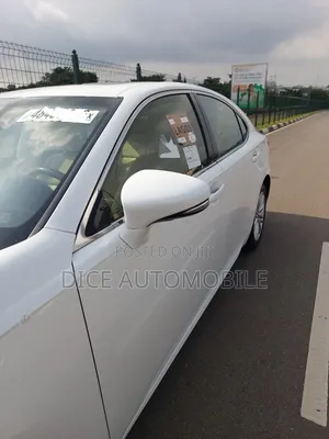 Lexus ES 2015 White
