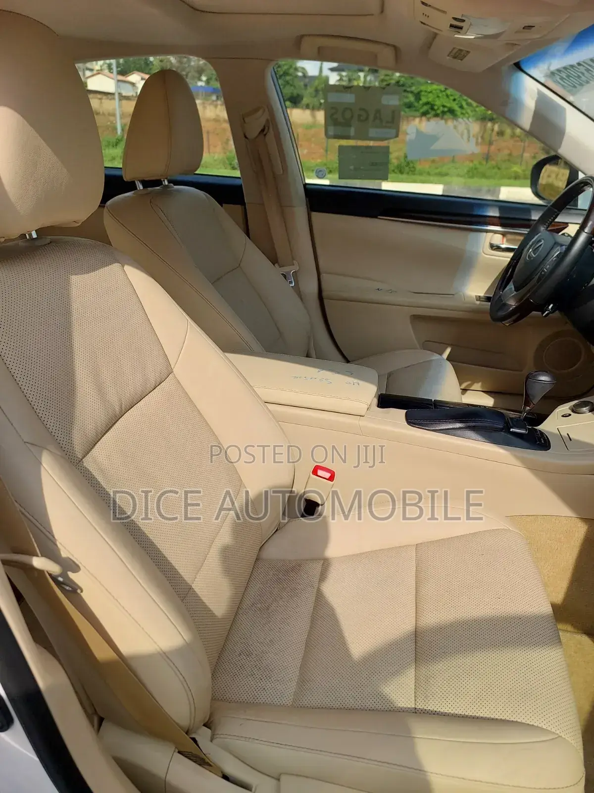 Lexus ES 2015 White