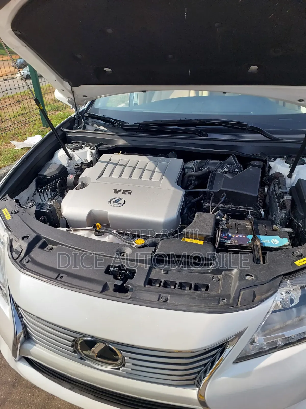 Lexus ES 2015 White