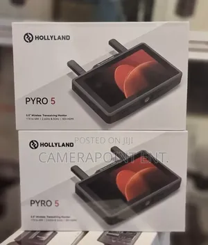 Hollyland PYRO5 Wireless Video Transmitter.