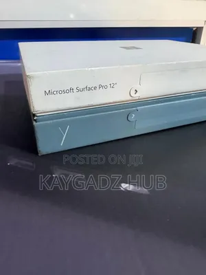 New Microsoft Surface Pro 16GB Qualcomm Snapdragon X Plus SSD 512GB