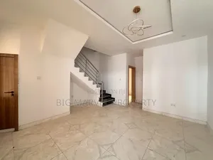 3bdrm Duplex in Pepperoni, Abraham Adesanya Estate for rent