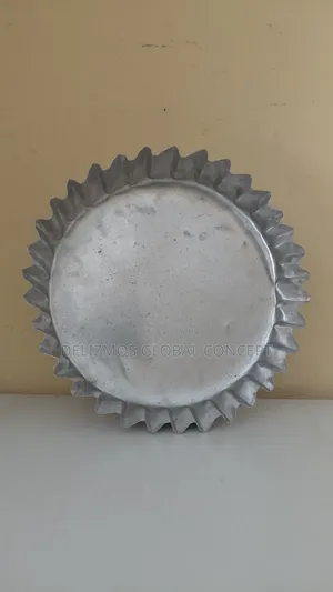 Fluted Edge Round Bread Pan