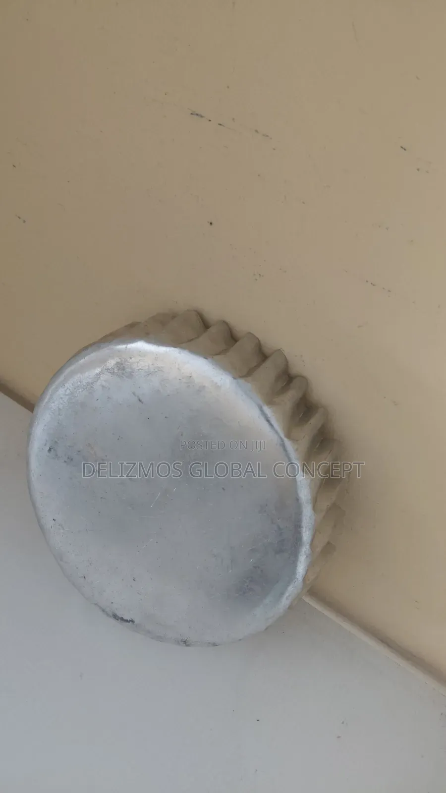 Fluted Edge Round Bread Pan