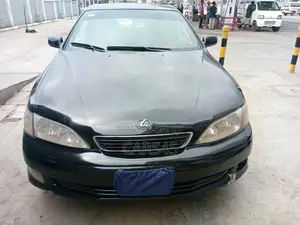 Lexus ES 2000 Black