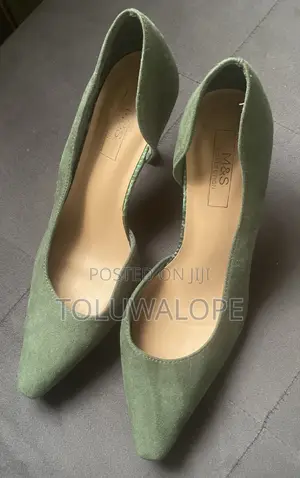 Brand New M S Heels - Size 39
