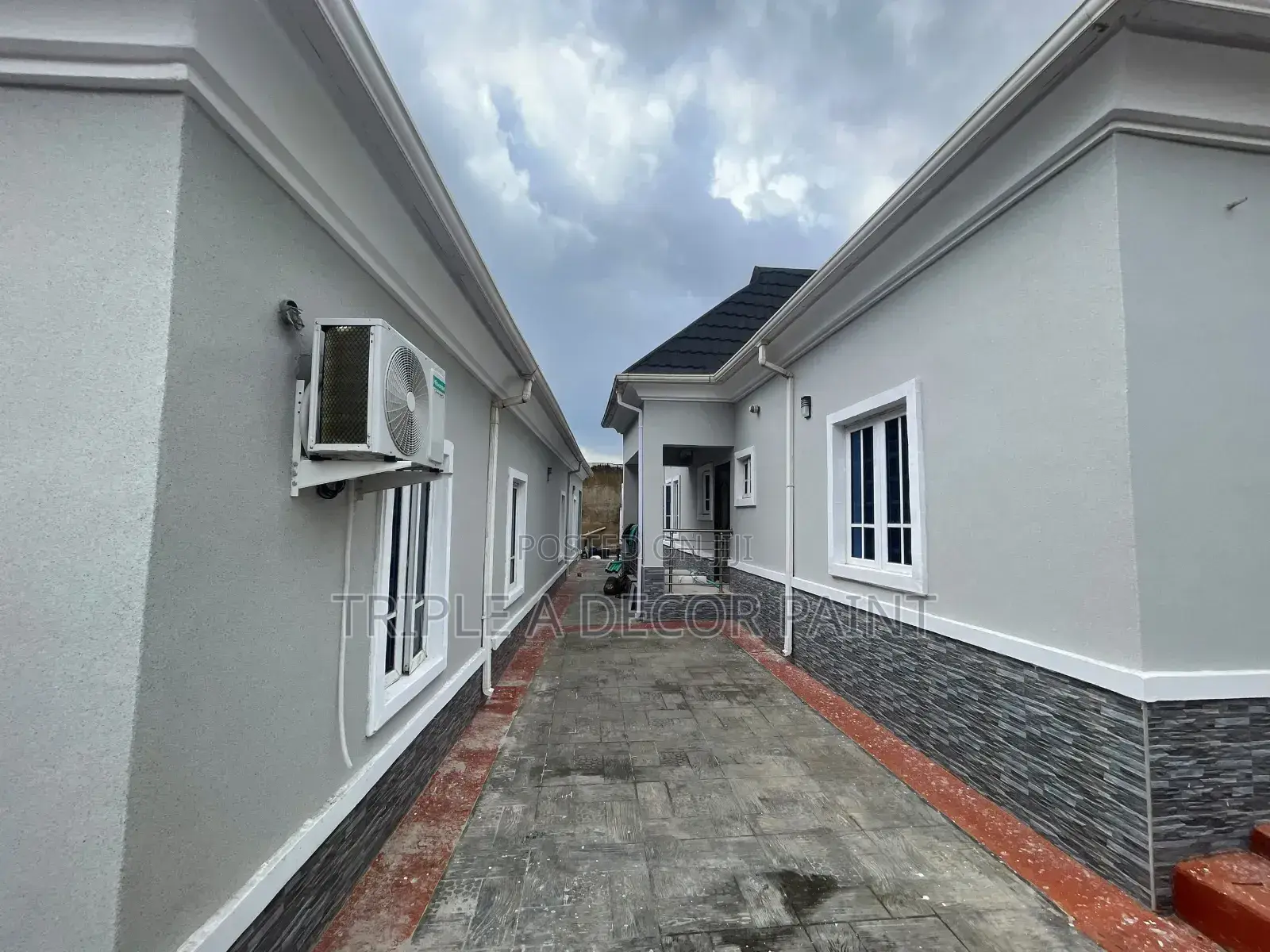 Marble Trowel Paint