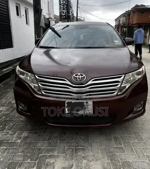 Toyota Venza AWD 2010 Brown