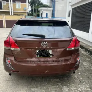 Toyota Venza AWD 2010 Brown