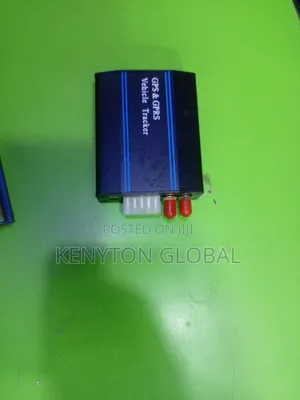Universal Car Tracker (GPS/SMS/GPRS)