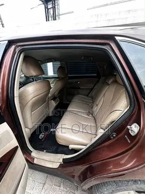 Toyota Venza AWD 2010 Brown