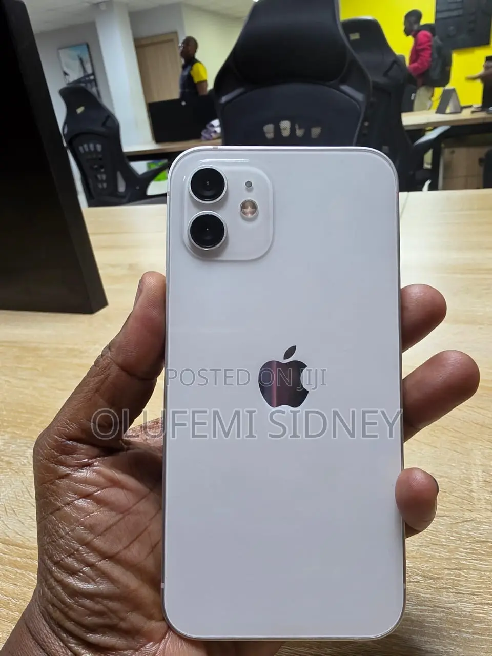 Apple iPhone 12 64 GB White