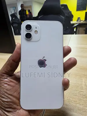 Apple iPhone 12 64 GB White