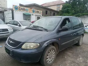 Chrysler Voyager 2003 Gray