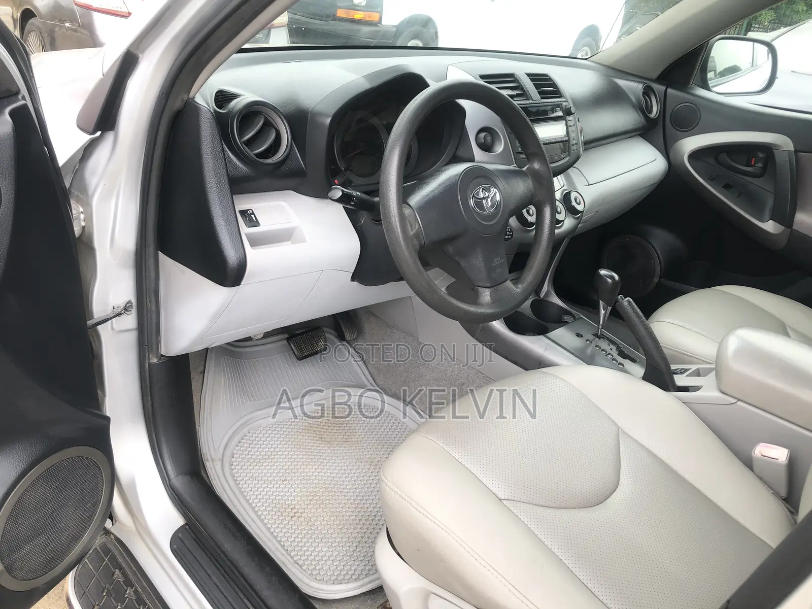 Toyota RAV4 2008 Silver