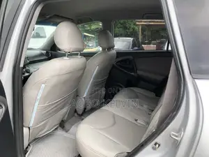 Toyota RAV4 2008 Silver