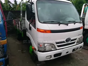 Toyota Dyna 250 Flatbed Truck White Commercial Business Truck