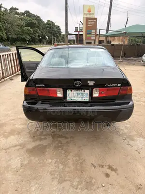 Toyota Camry 2002 Black