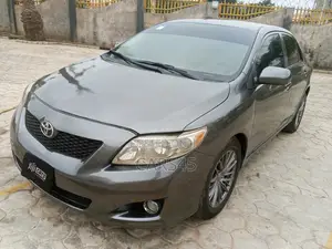 Toyota Corolla 2010 Gray