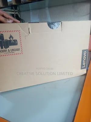 New Laptop Lenovo 8GB Intel Core i3 SSD 256GB