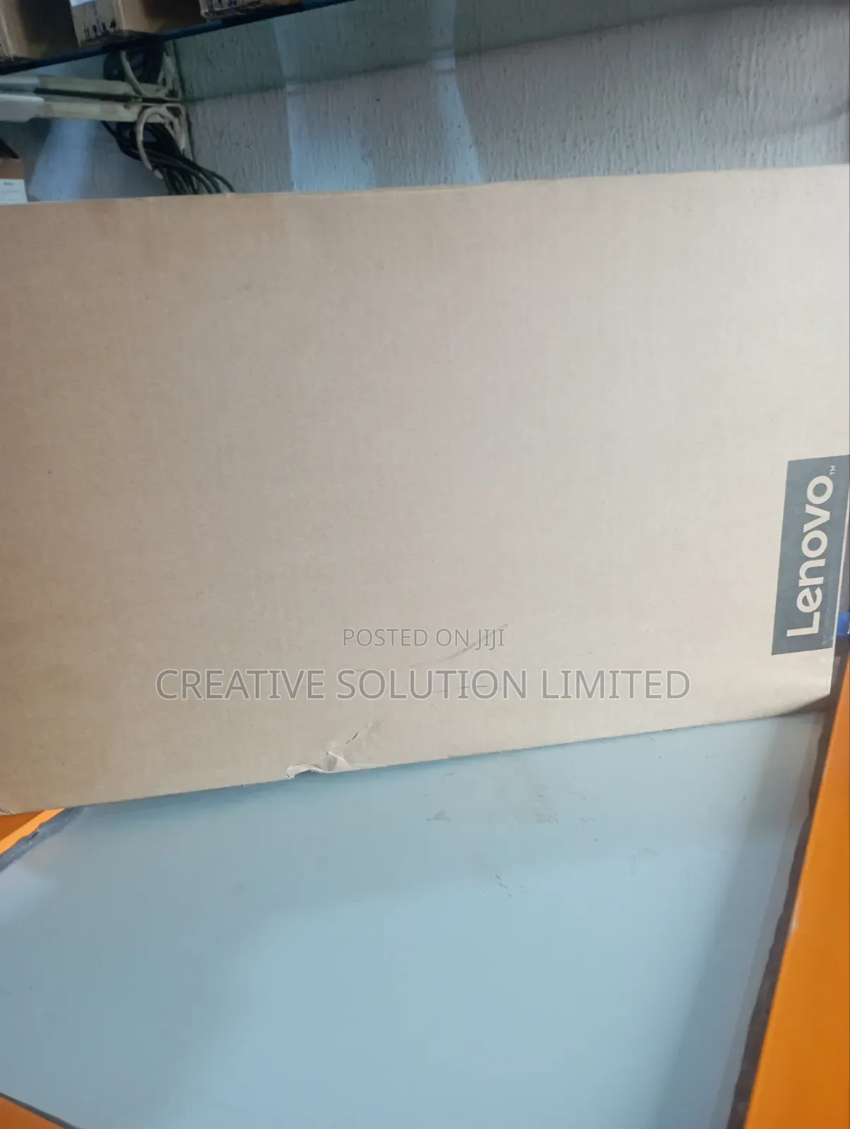New Laptop Lenovo 8GB Intel Core i3 SSD 256GB