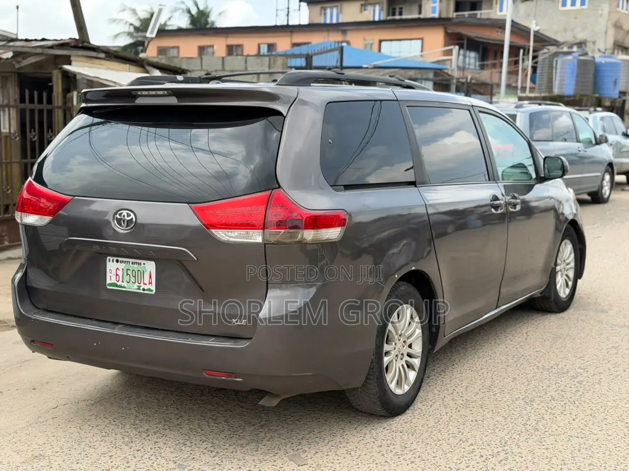 Toyota Sienna 2013 Gray