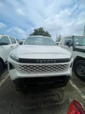New Toyota Hilux 2026 White