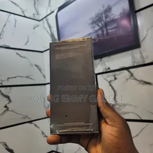 New Samsung Galaxy Z Flip5 512 GB Green