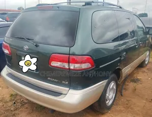 Toyota Sienna LE 2002 Green