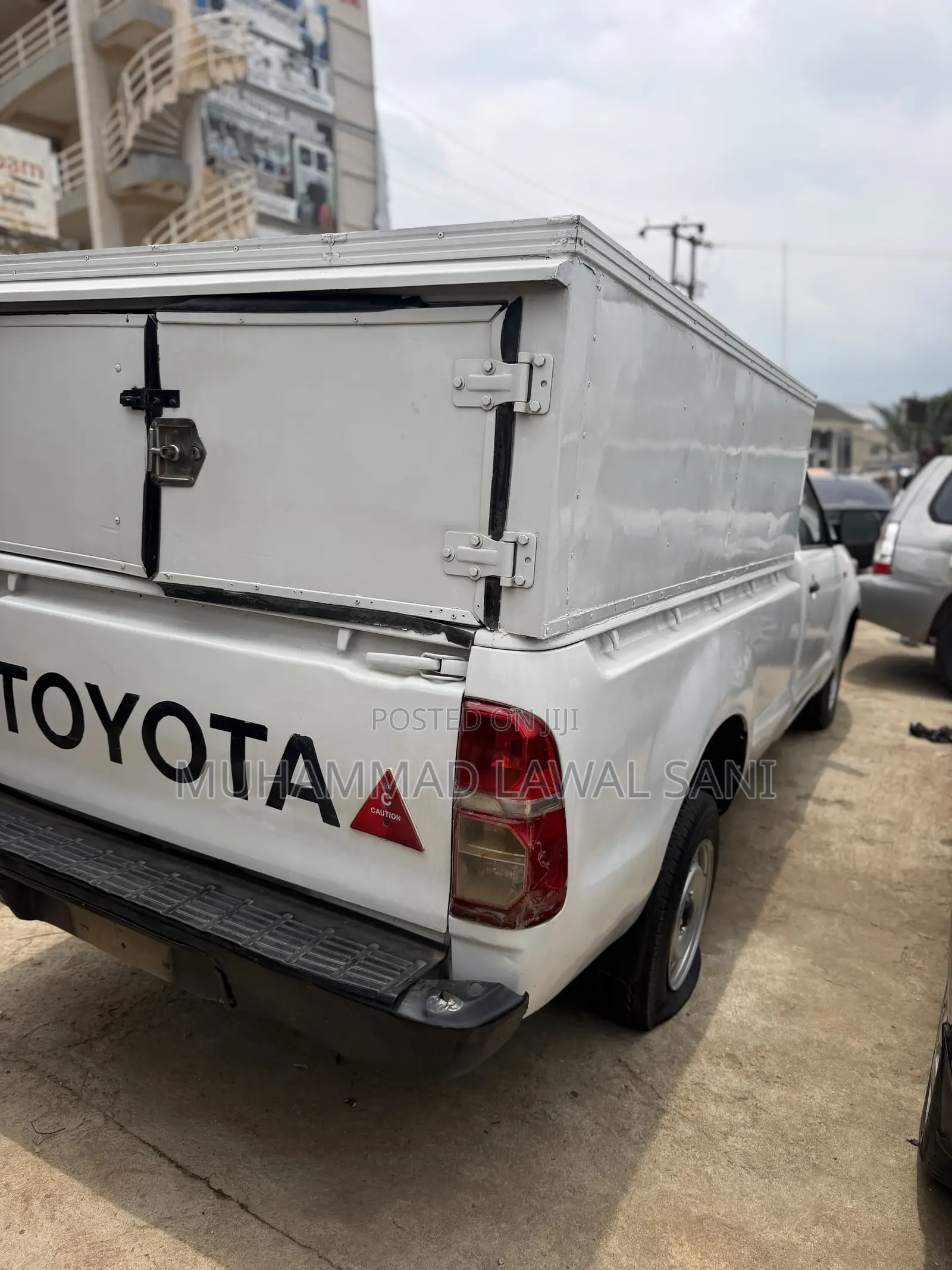 Toyota Hilux 2015 White
