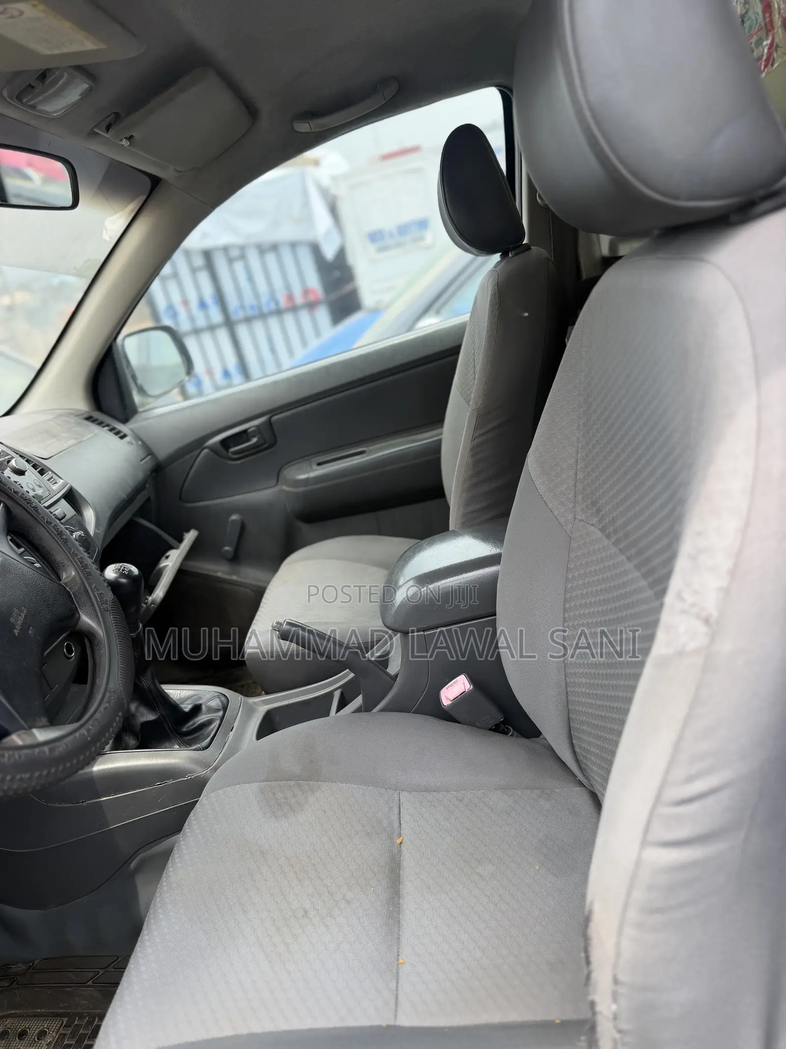 Toyota Hilux 2015 White
