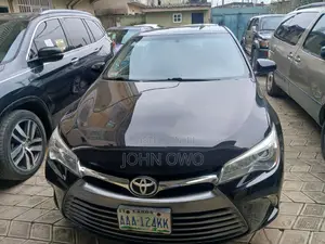 Toyota Camry 2016 Black