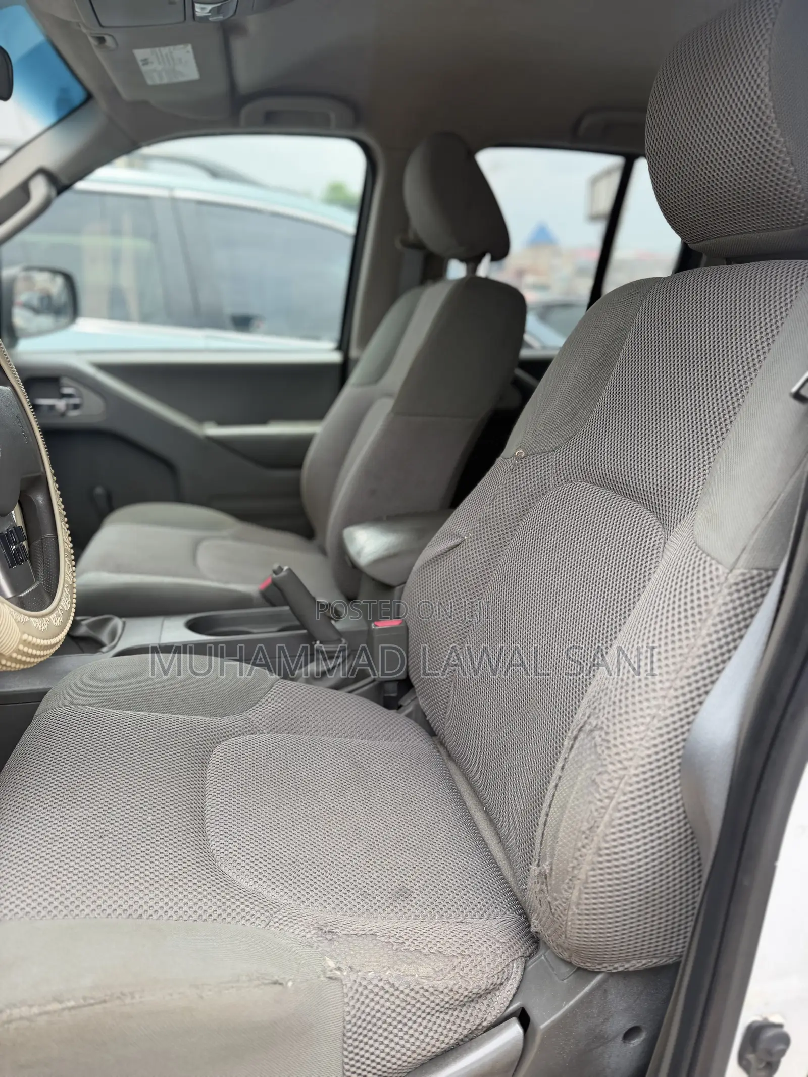 Nissan Frontier 2015 White