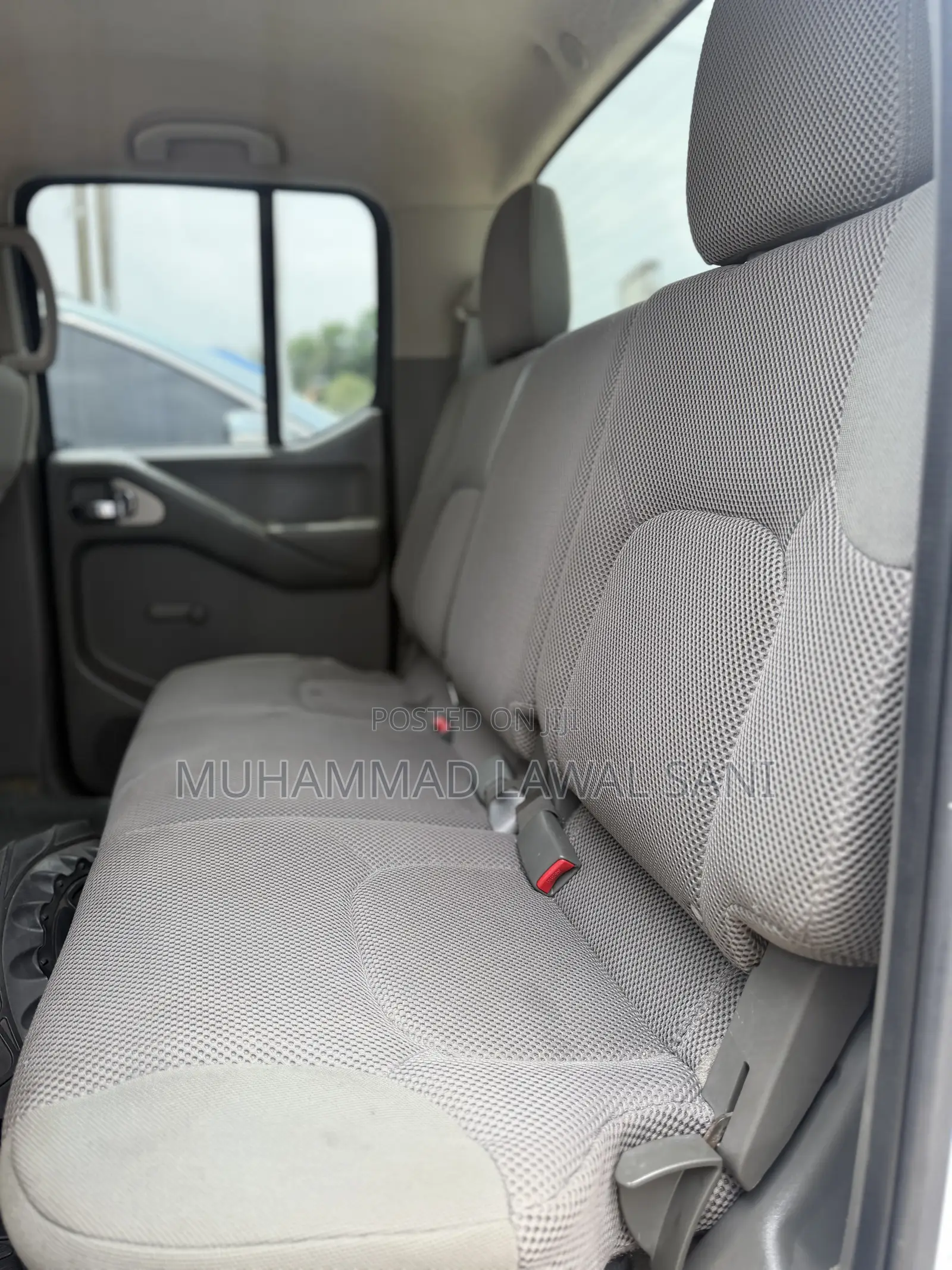 Nissan Frontier 2015 White