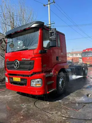 SHACMAN M3000 Tractor Head 2020 Red