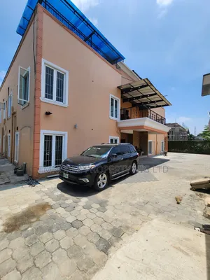 Mini Flat in Lekki Phase 1 for rent
