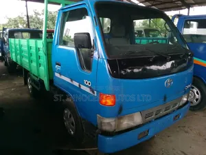 Toyota Dyna 100 Flatbed Truck Blue Commercial Business Truck