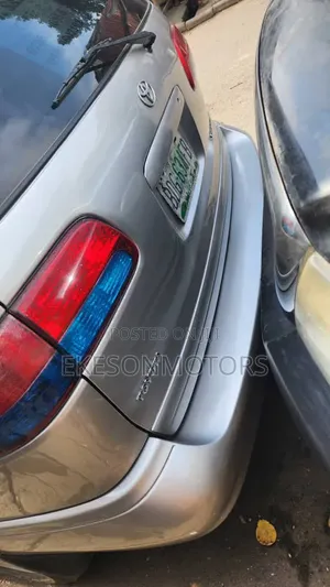 Toyota Sienna 2002 Silver