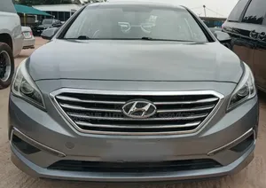 Hyundai Sonata Sport Sedan FWD (2.4L 4cyl 6A) 2016 Gray