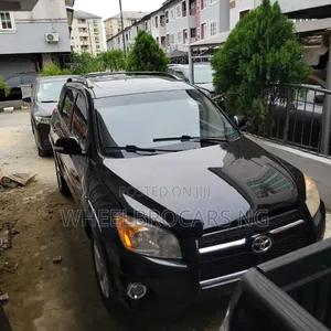 Toyota RAV4 2010 Black