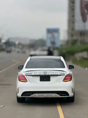 Mercedes-Benz C450 2016 White