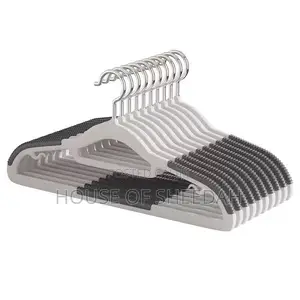Slim Plastic Clothes Hangers