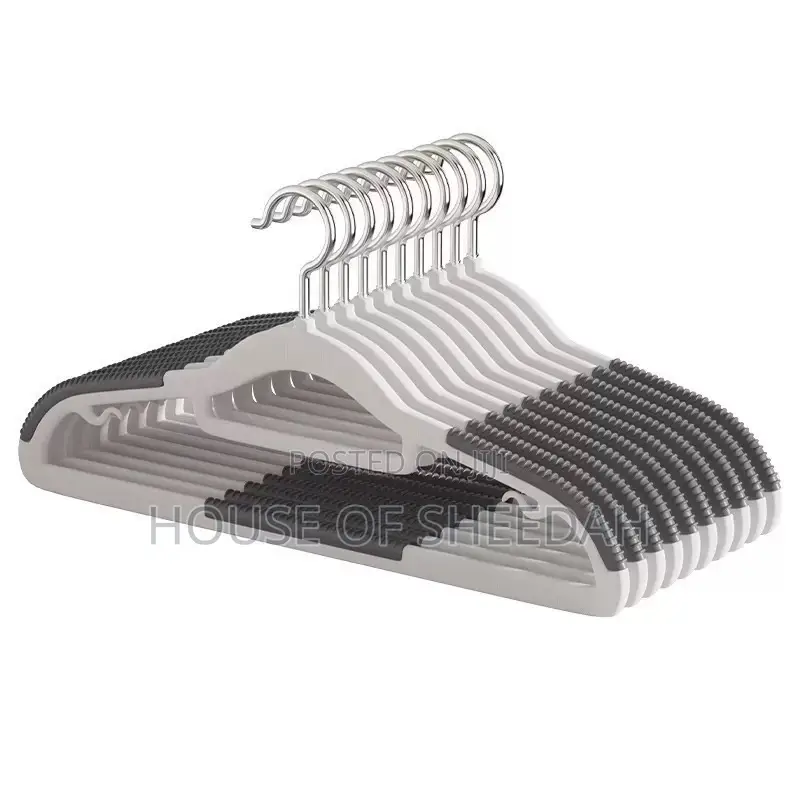 Slim Plastic Clothes Hangers