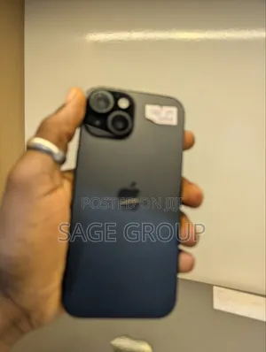 New Apple iPhone 15 128 GB Black