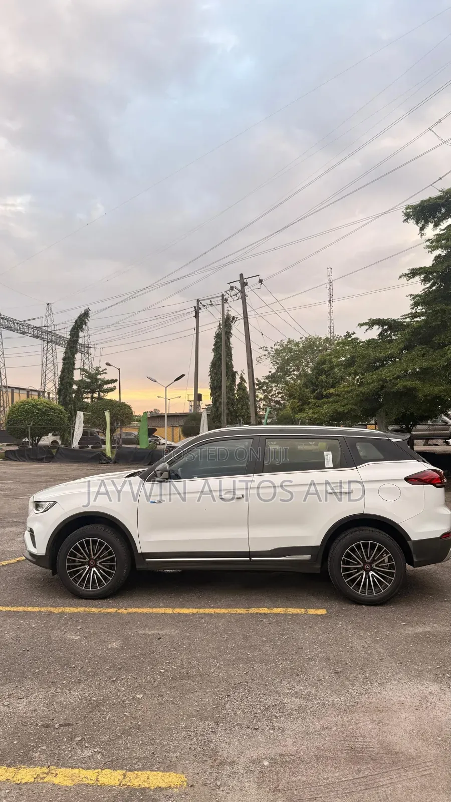 Geely Azkarra 2021 White
