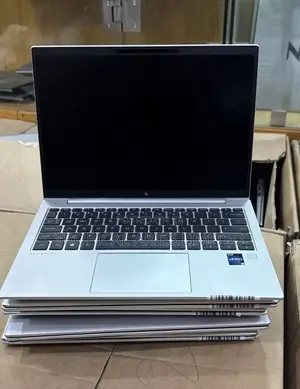 Laptop HP EliteBook 830 G9 16GB Intel Core i5 SSD 512GB