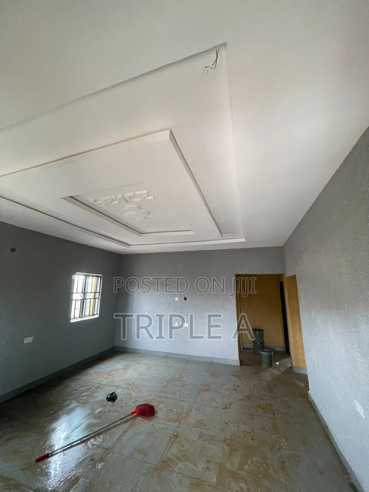 Marble Trowel Paint